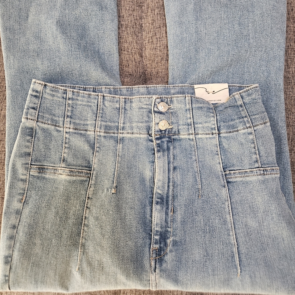 We The Free Jayde  High Rise Flare Jeans Size 33 - Picture 6 of 9